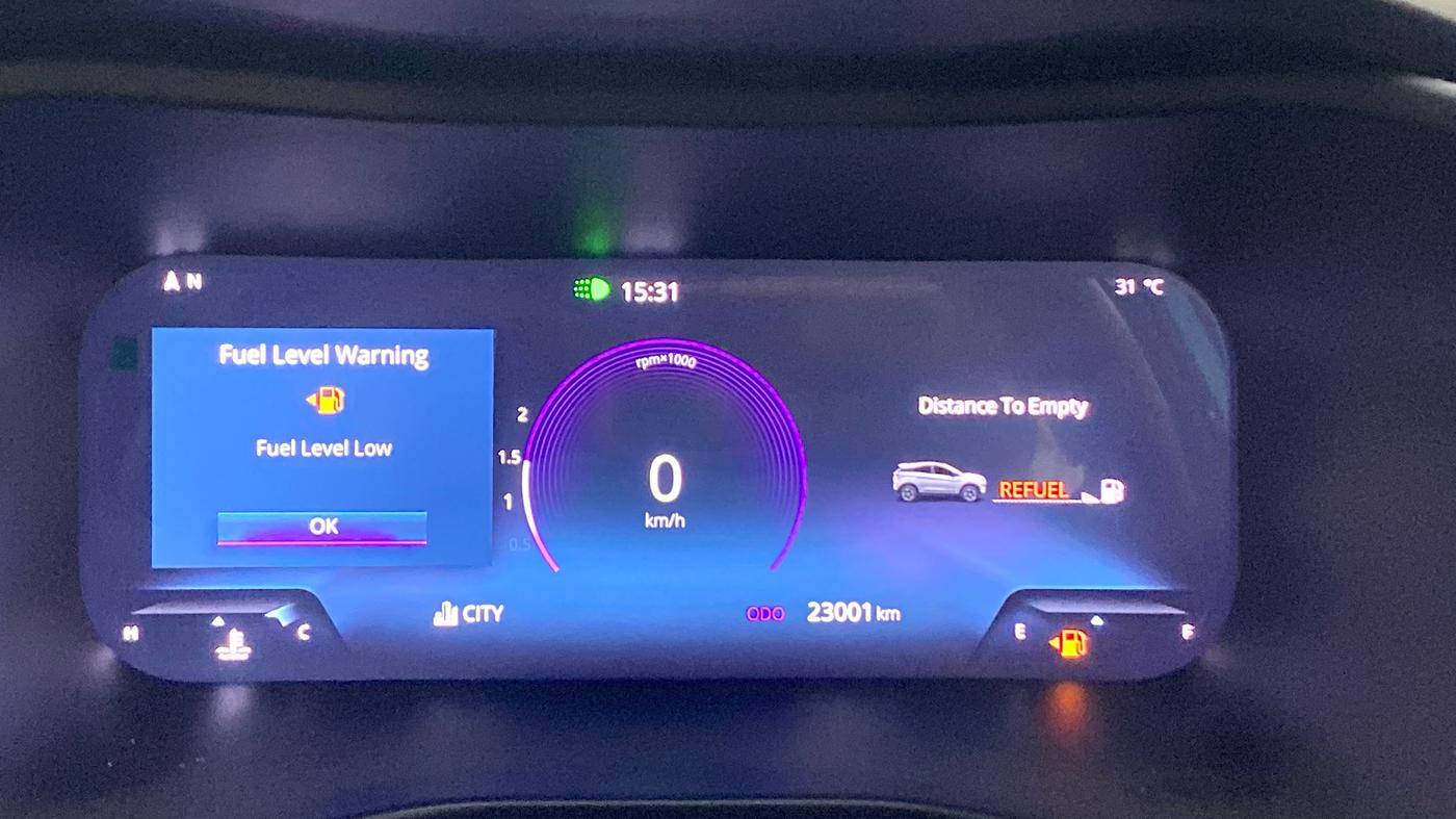 2025 Tata NEXON FEARLESS + SUNROOF DUAL TONE 1.2 PETROL, Petrol, Manual, 23,000 km, Odometer Image