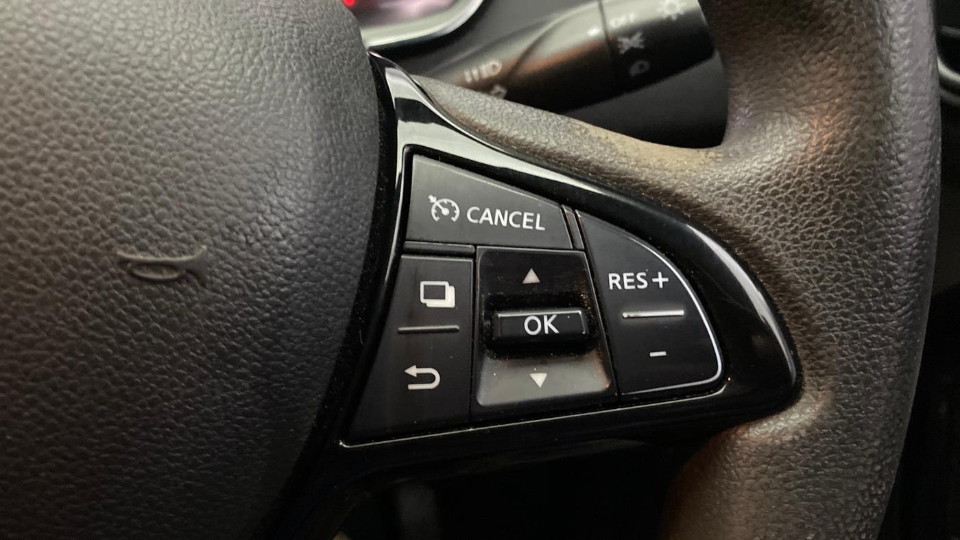 2022 Renault Kiger RXZ TURBO CVT DUAL TONE, Petrol, Automatic, 42,785 km, Adaptive Cruise Control