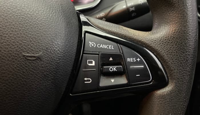 2022 Renault Kiger RXZ TURBO CVT DUAL TONE, Petrol, Automatic, 42,785 km, Adaptive Cruise Control