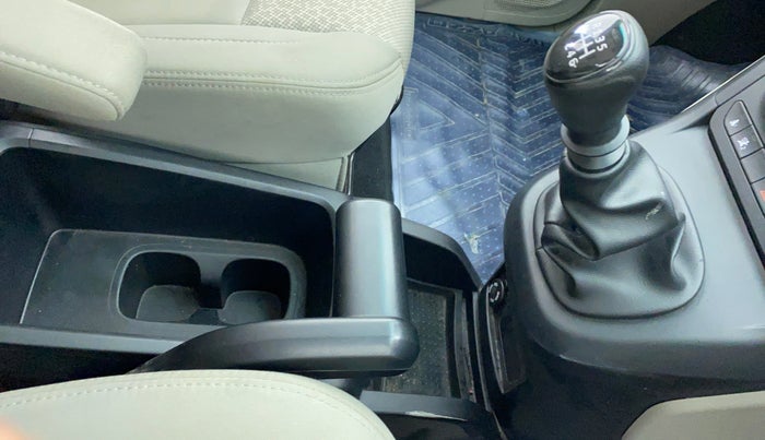 2019 Mahindra MARAZZO M2 8 STR, Diesel, Manual, 15,741 km, Gear Lever