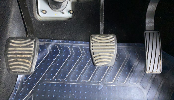 2019 Mahindra MARAZZO M2 8 STR, Diesel, Manual, 15,741 km, Pedals