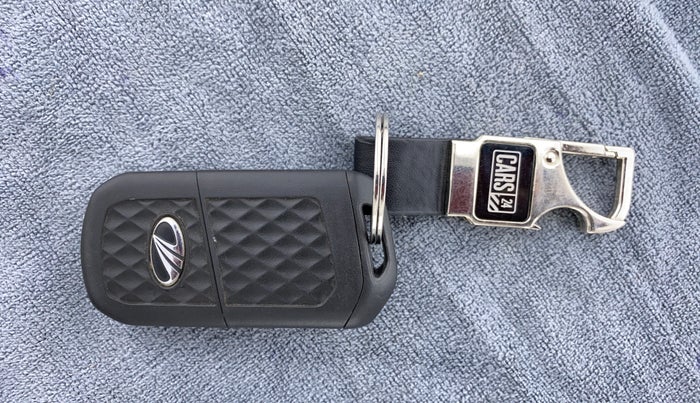 2019 Mahindra MARAZZO M2 8 STR, Diesel, Manual, 15,741 km, Key Close Up