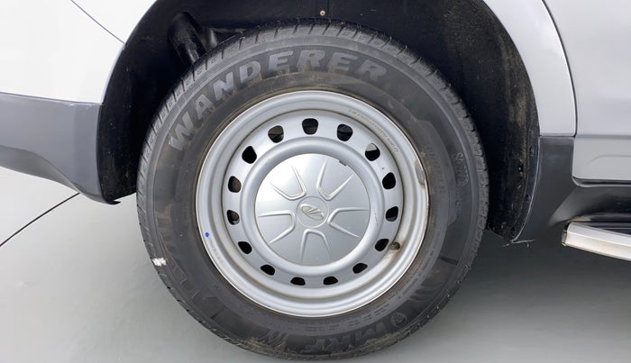 2019 Mahindra MARAZZO M2 8 STR, Diesel, Manual, 15,741 km, Right Rear Wheel