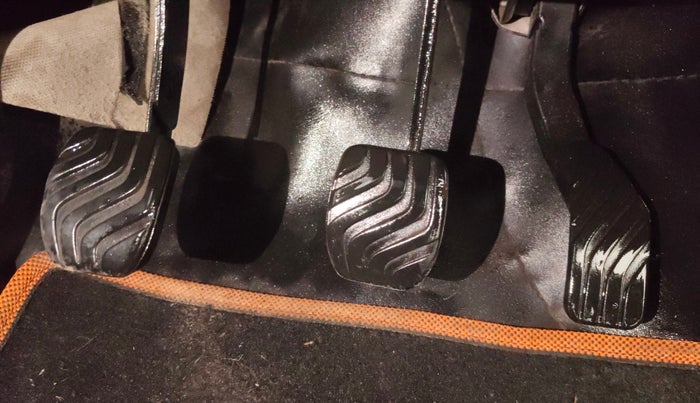 2019 Renault Kwid CLIMBER 1.0 (O), Petrol, Manual, 40,008 km, Pedals