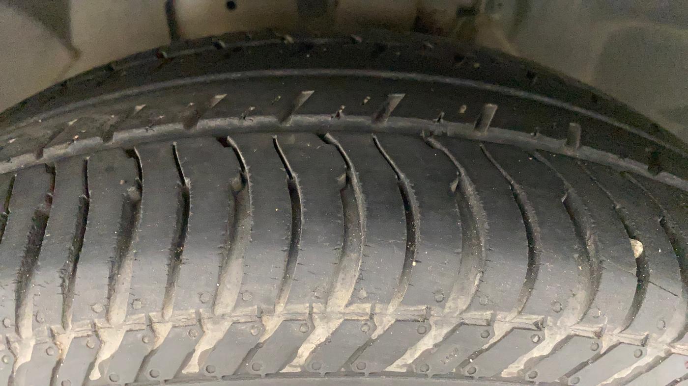 2018 Ford Ecosport TITANIUM 1.5L PETROL, Petrol, Manual, 35,443 km, Left Front Tyre Tread