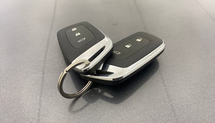 2022 MG HECTOR SHARP 1.5 CVT PETROL DUAL TONE, Petrol, Automatic, 17,166 km, Key Close Up