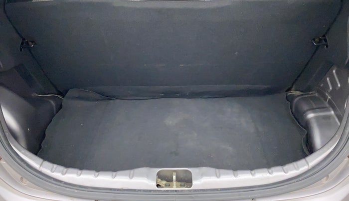 2012 Hyundai Eon ERA PLUS, Petrol, Manual, 29,818 km, Boot Inside