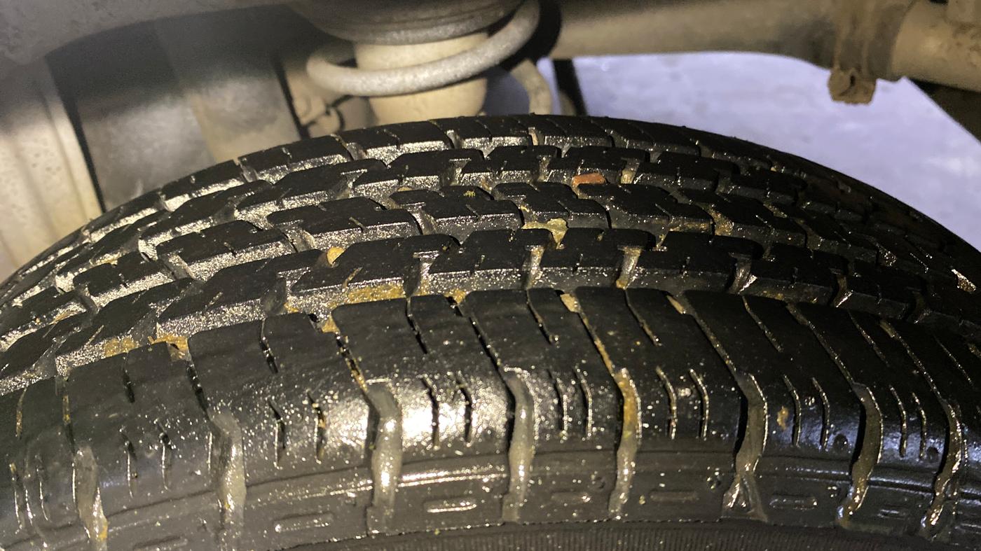 2016 Maruti Alto K10 VXI AMT, Petrol, Automatic, 73,373 km, Left Rear Tyre Tread
