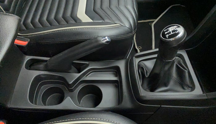 2018 Maruti Vitara Brezza ZDI PLUS, Diesel, Manual, 27,778 km, Gear Lever