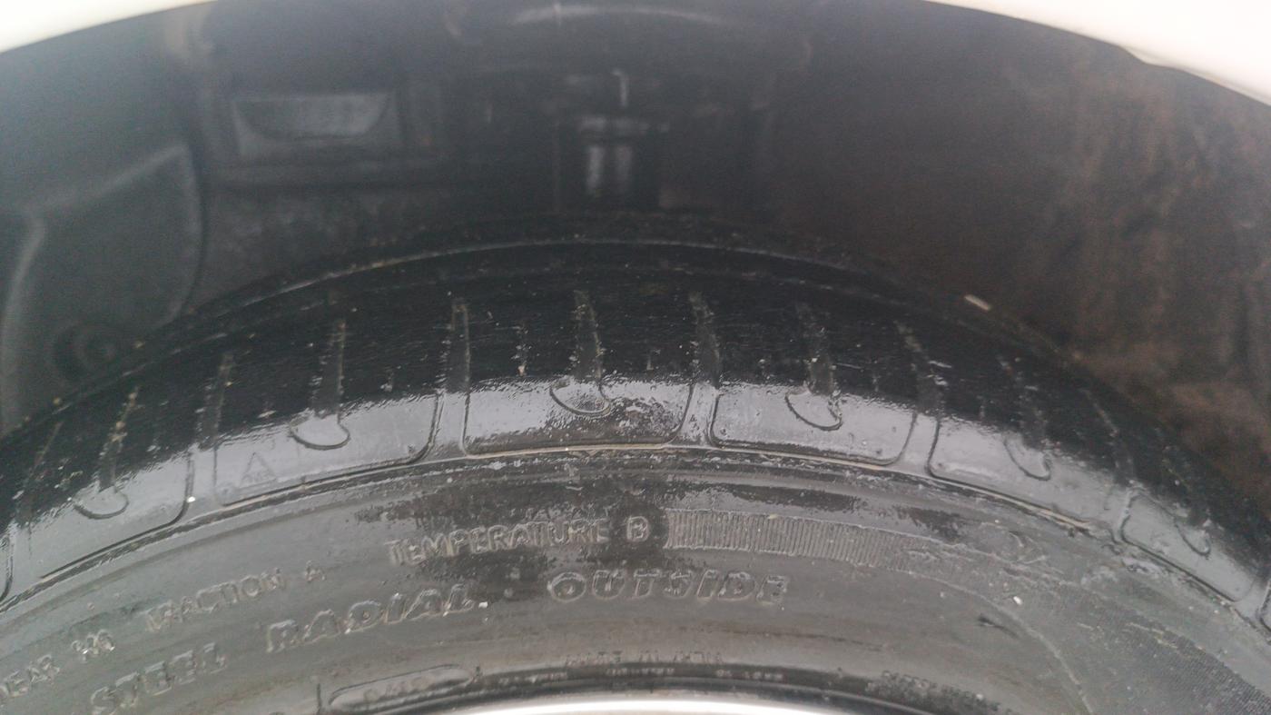 2019 Hyundai Grand i10 SPORTZ 1.2 KAPPA VTVT, Petrol, Manual, 21,236 km, Left Front Tyre Tread
