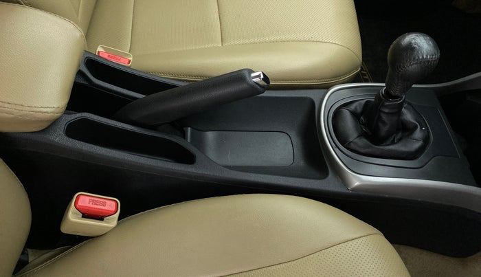 2019 Honda City VX MT PETROL, Petrol, Manual, 16,794 km, Gear Lever