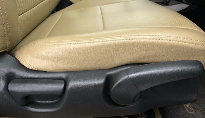 2019 Honda City VX MT PETROL, Petrol, Manual, 16,794 km, Driver Side Adjustment Panel