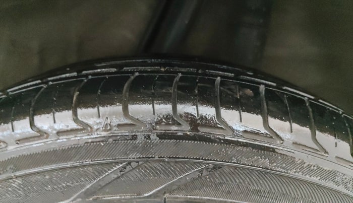 2021 Honda Amaze 1.2L I-VTEC VX CVT, Petrol, Automatic, 52,473 km, Left Rear Tyre Tread