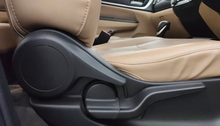 2021 Honda Amaze 1.2L I-VTEC VX CVT, Petrol, Automatic, 52,473 km, Driver Side Adjustment Panel