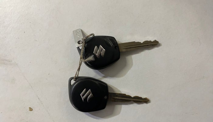 2017 Maruti Baleno DELTA PETROL 1.2, Petrol, Manual, 15,147 km, Key Close Up