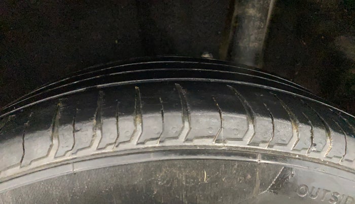 2019 Maruti Vitara Brezza VDI, Diesel, Manual, 69,652 km, Left Rear Tyre Tread