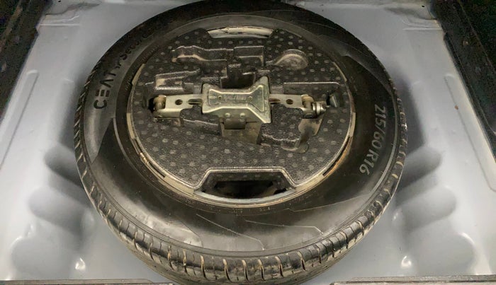 2019 Maruti Vitara Brezza VDI, Diesel, Manual, 69,652 km, Spare Tyre