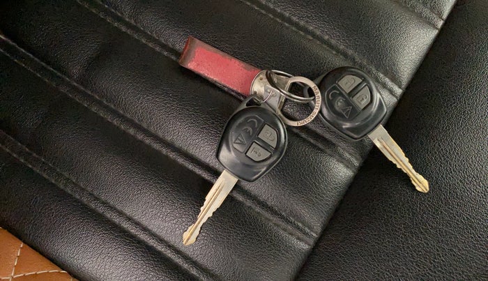 2019 Maruti Vitara Brezza VDI, Diesel, Manual, 69,652 km, Key Close Up