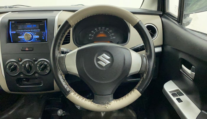 2014 Maruti Wagon R 1.0 LXI, Petrol, Manual, 57,764 km, Steering Wheel Close Up