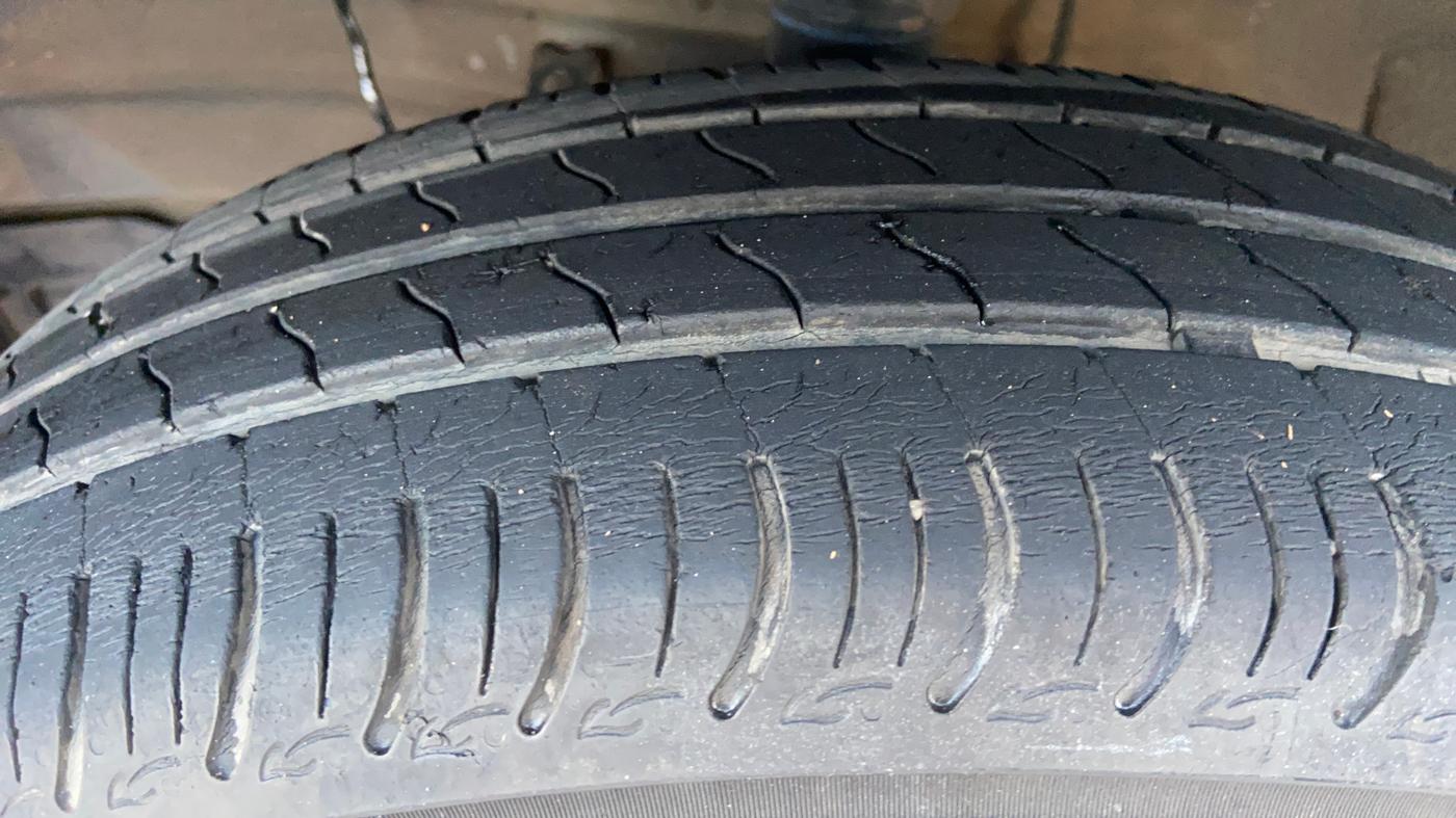 2022 Maruti S PRESSO VXI+, Petrol, Manual, 30,242 km, Left Front Tyre Tread