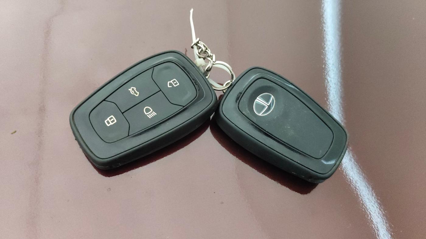 2022 Tata TIGOR XZ CNG, CNG, Manual, 51,827 km, Key Close Up