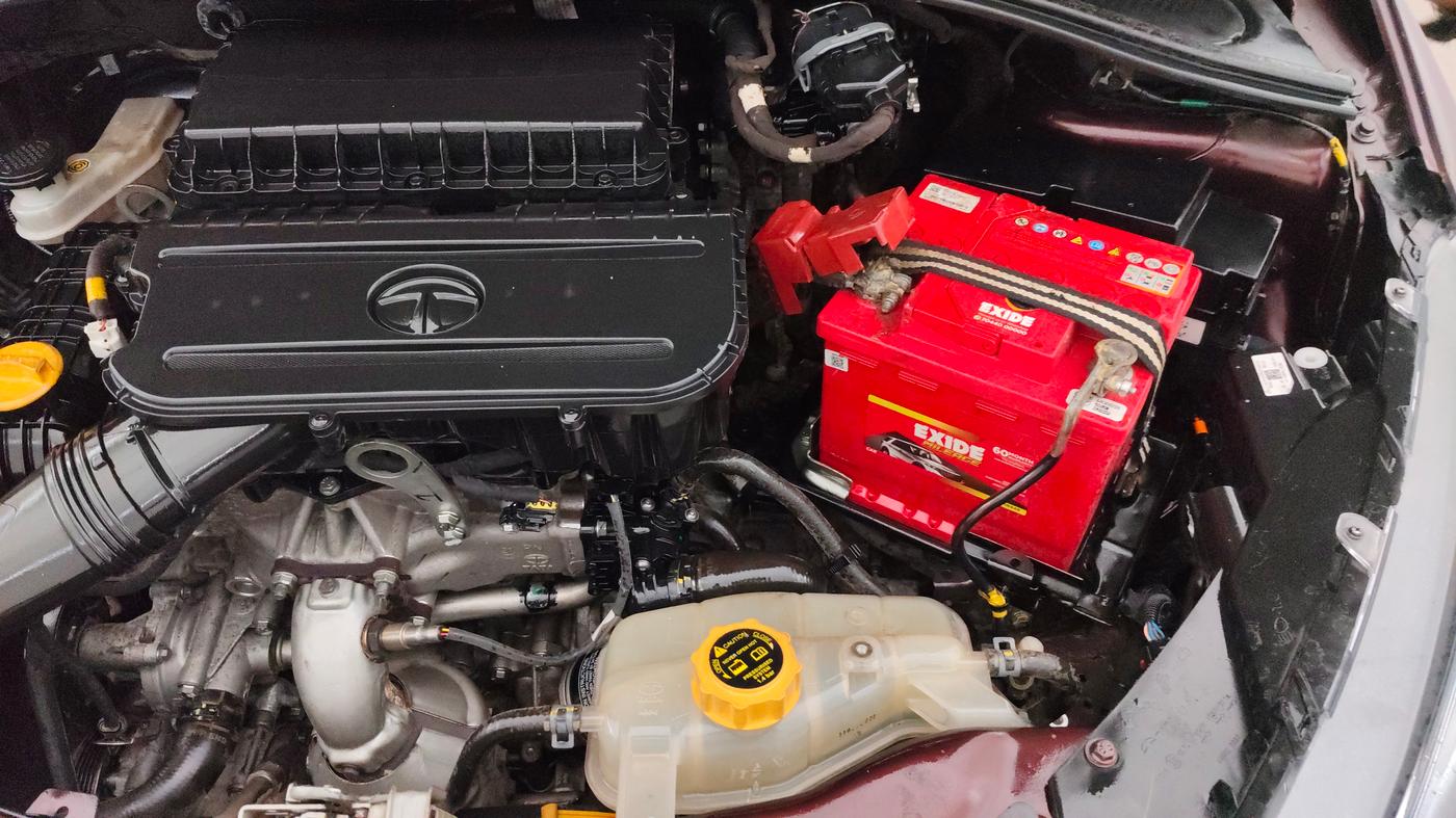 2022 Tata TIGOR XZ CNG, CNG, Manual, 51,827 km, Engine View - Left