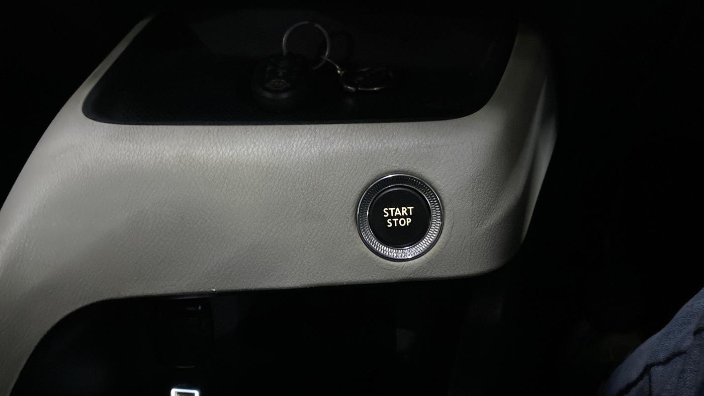 2021 Nissan MAGNITE XV MT, Petrol, Manual, 43,792 km, Keyless Start/ Stop Button