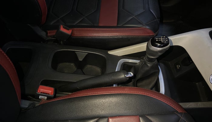 2021 Nissan MAGNITE XV MT, Petrol, Manual, 43,792 km, Gear Lever