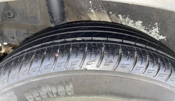 2020 Hyundai VENUE SX 1.0 TURBO IMT, Petrol, Manual, 14,994 km, Right Rear Tyre Tread