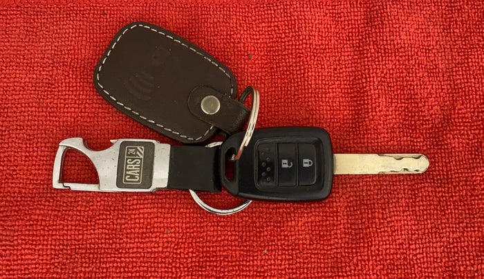 2015 Honda City 1.5L I-VTEC SV, CNG, Manual, 62,581 km, Key Close Up