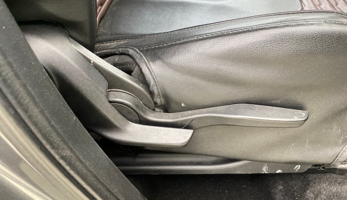 2024 Maruti Grand Vitara SIGMA SMART HYBRID, Petrol, Manual, 25,788 km, Driver Side Adjustment Panel