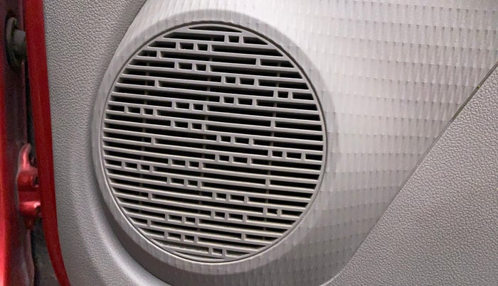 2011 Toyota Etios Liva VX, Petrol, Manual, 1,21,217 km, Speaker