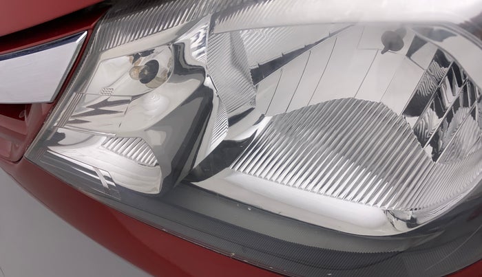 2011 Toyota Etios Liva VX, Petrol, Manual, 1,21,217 km, Left headlight - Minor scratches