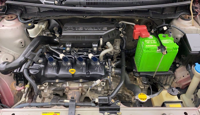 2011 Toyota Etios Liva VX, Petrol, Manual, 1,21,217 km, Open Bonet