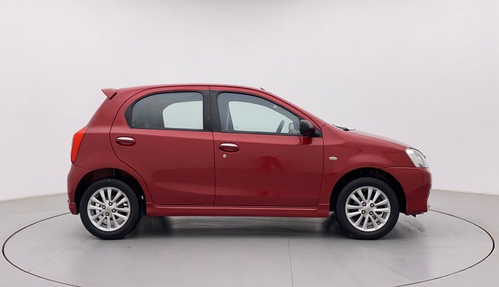 2011 Toyota Etios Liva VX, Petrol, Manual, 1,21,217 km, Right Side View