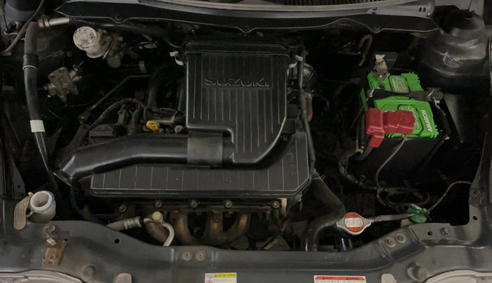 2016 Maruti Swift LXI (O), Petrol, Manual, 33,513 km, Engine View