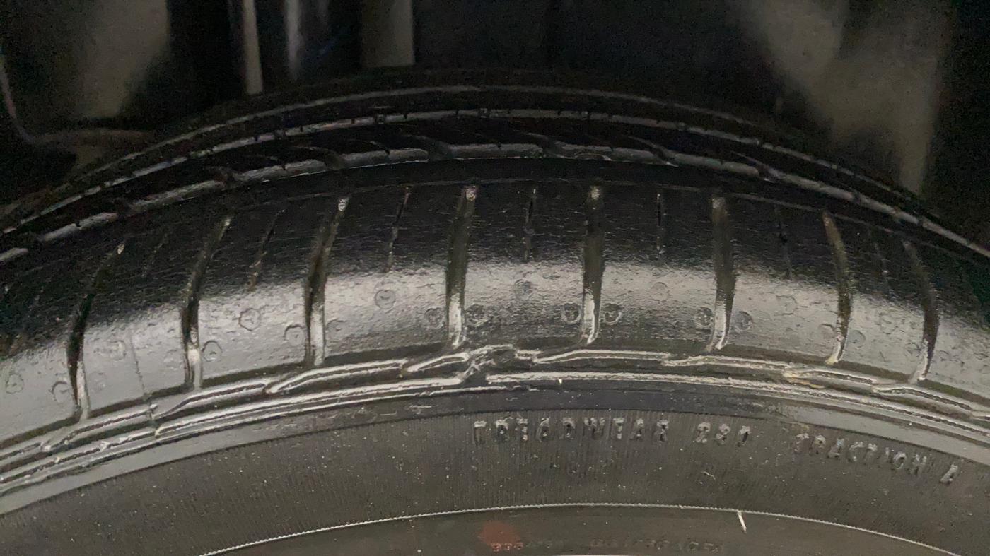 2021 Maruti Ciaz ALPHA 1.5 SHVS PETROL, Petrol, Manual, 36,561 km, Right Rear Tyre Tread