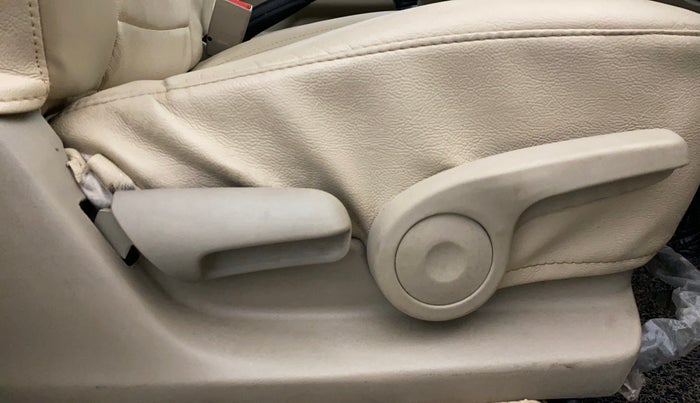 2021 Maruti Ciaz ALPHA 1.5 SHVS PETROL, Petrol, Manual, 36,561 km, Driver Side Adjustment Panel