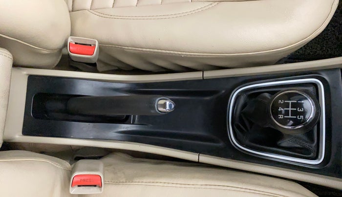 2021 Maruti Ciaz ALPHA 1.5 SHVS PETROL, Petrol, Manual, 36,561 km, Gear Lever