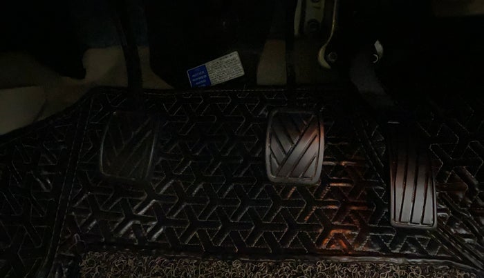 2021 Maruti Ciaz ALPHA 1.5 SHVS PETROL, Petrol, Manual, 36,561 km, Pedals