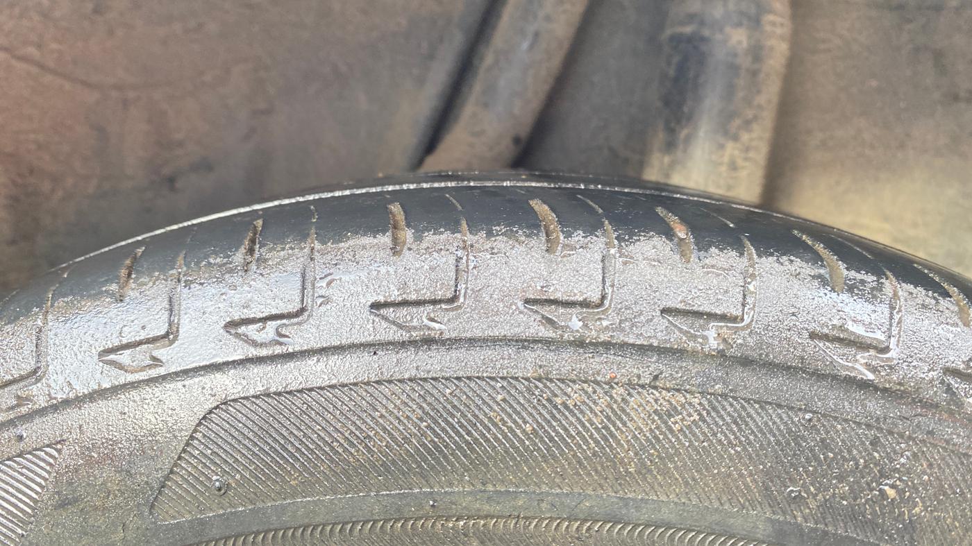 2021 Honda Amaze 1.2L I-VTEC S, Petrol, Manual, 68,471 km, Left Rear Tyre Tread