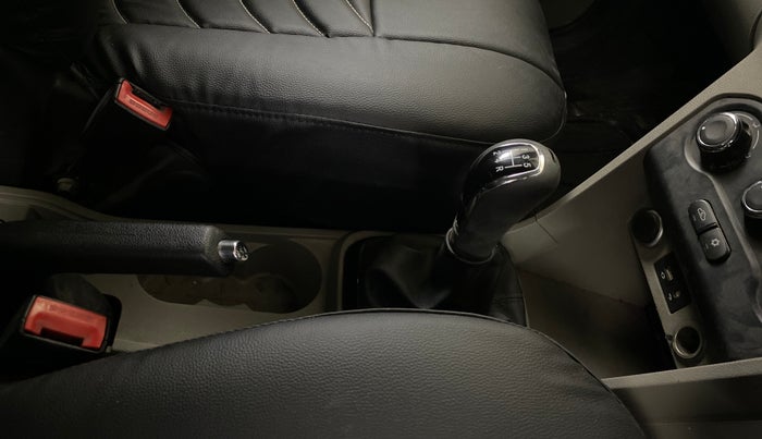 2018 Tata Tiago XT PETROL, CNG, Manual, 86,424 km, Gear Lever