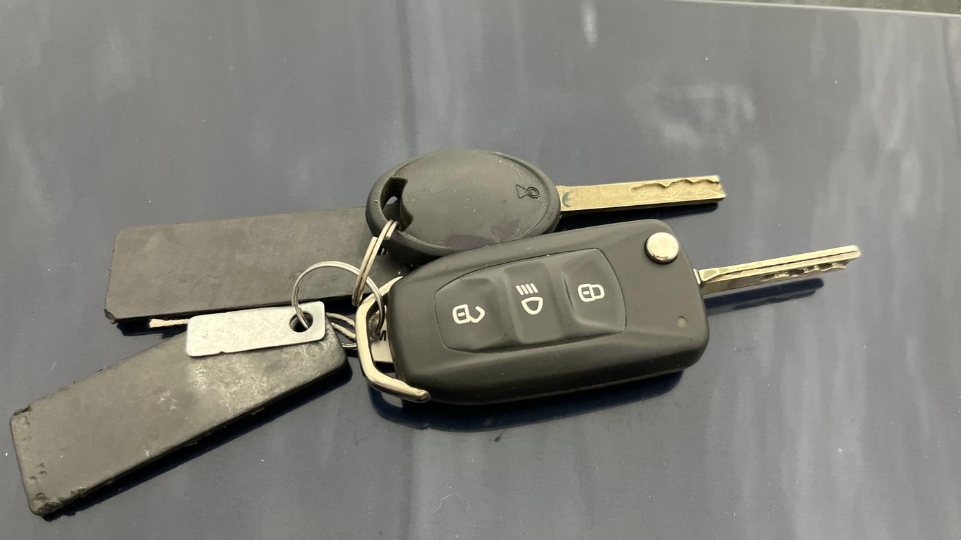2024 Tata TIGOR XZ CNG, CNG, Manual, 44,589 km, Key Close Up