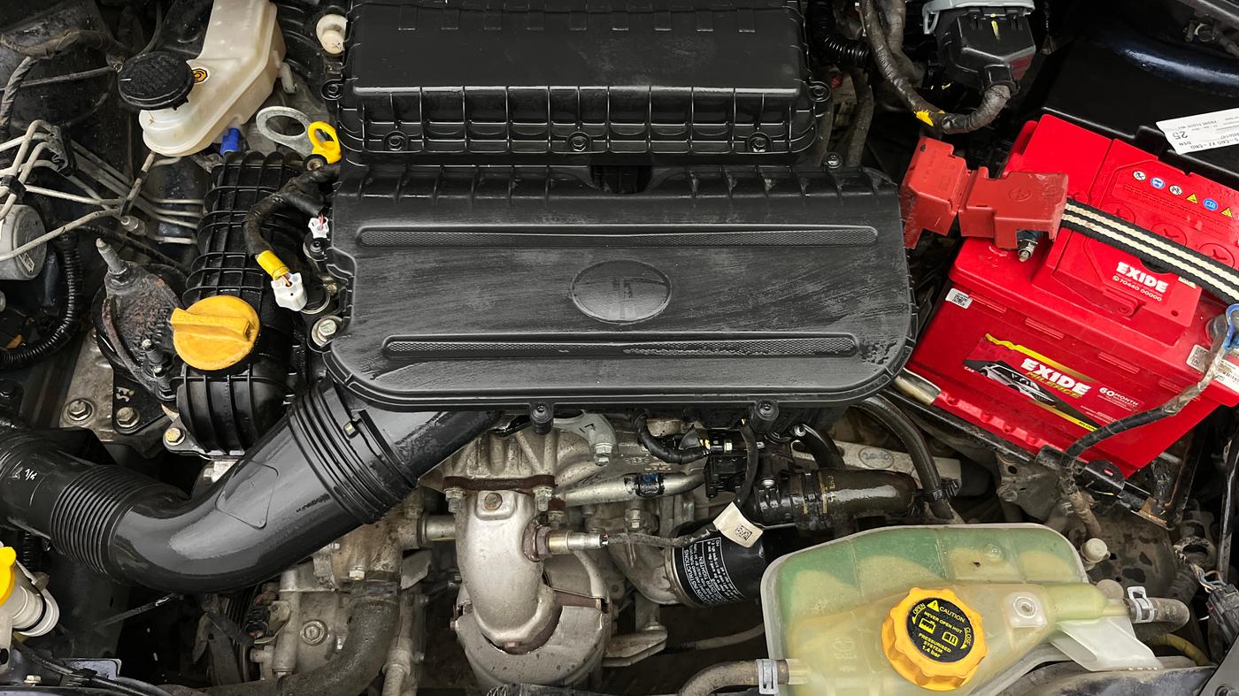 2024 Tata TIGOR XZ CNG, CNG, Manual, 44,589 km, Engine View