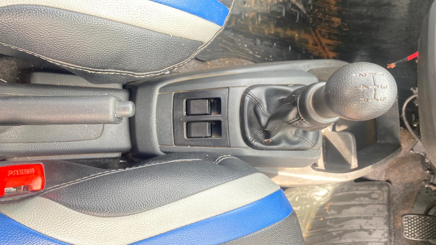 2017 Maruti Alto 800 LXI, Petrol, Manual, 20,103 km, Gear Lever