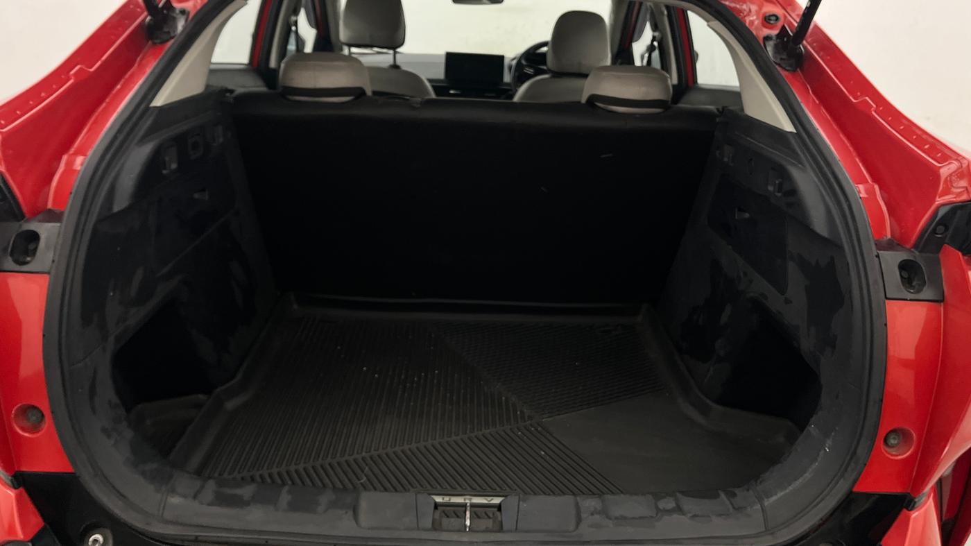 2025 Tata Curvv Creative S 1.2 Petrol 6MT, Petrol, Manual, 11,481 km, Boot Inside