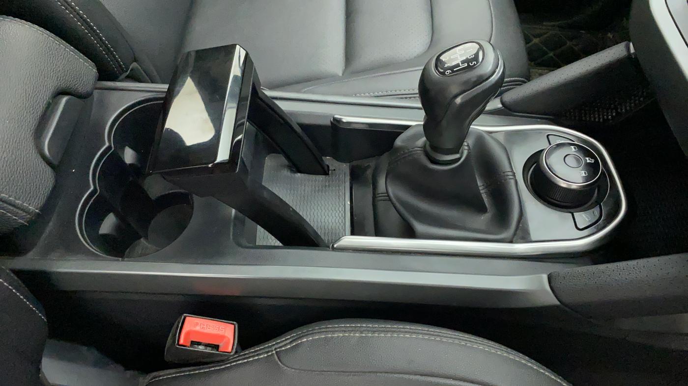 2019 Tata Harrier XZ 2.0L DARK EDITION, Diesel, Manual, 60,431 km, Gear Lever