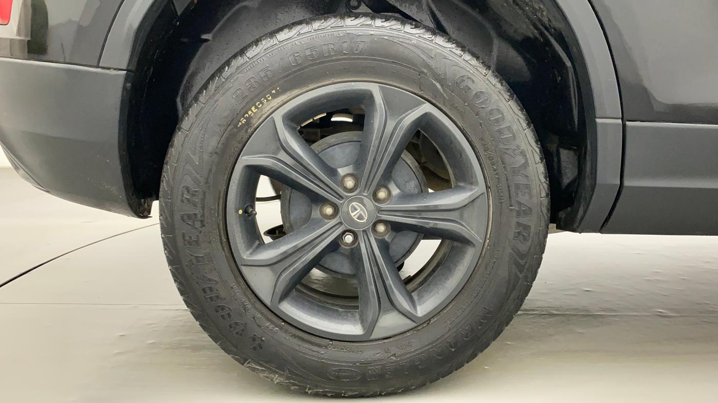 2019 Tata Harrier XZ 2.0L DARK EDITION, Diesel, Manual, 60,431 km, Right Rear Wheel