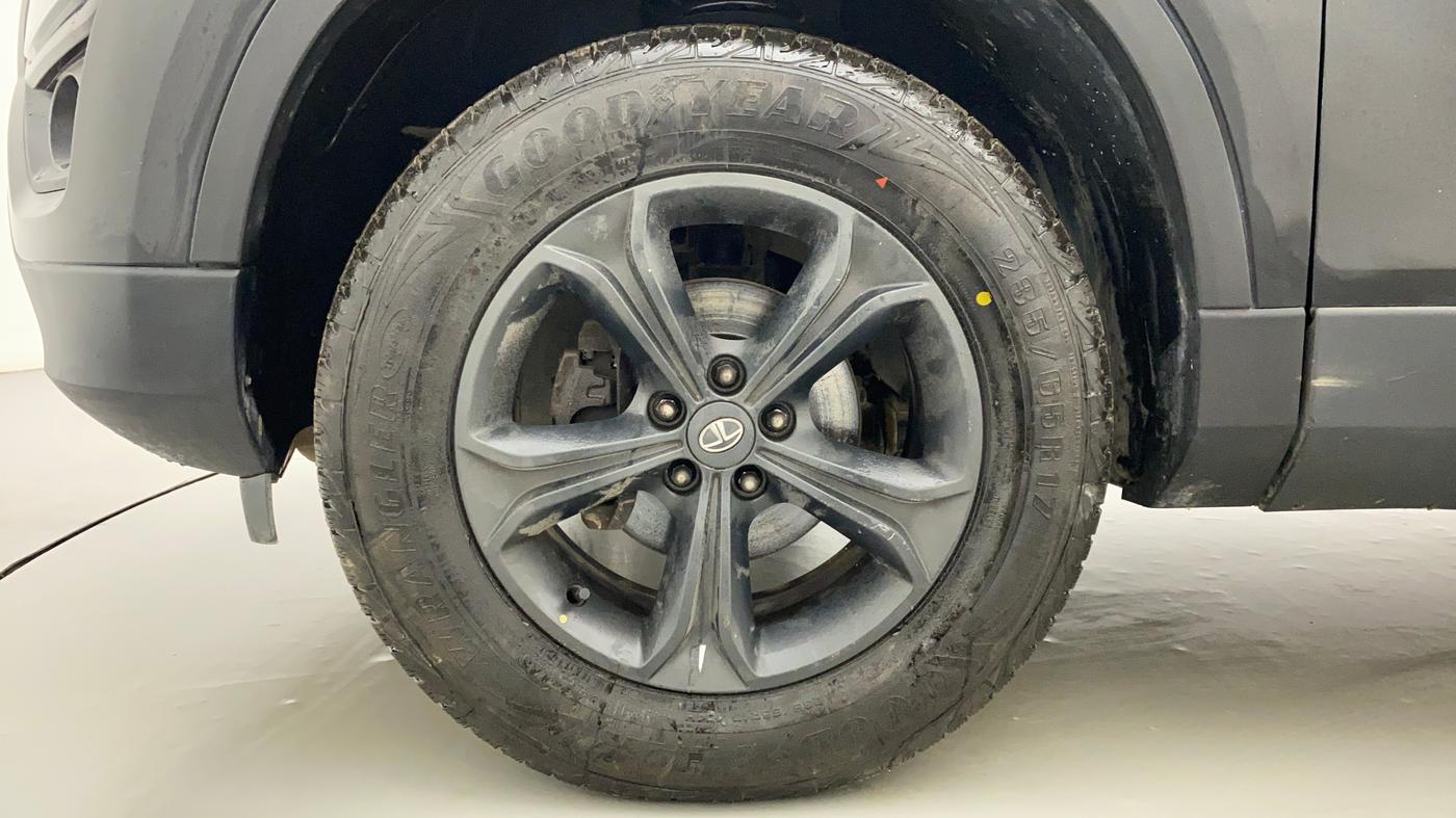 2019 Tata Harrier XZ 2.0L DARK EDITION, Diesel, Manual, 60,431 km, Left Front Wheel