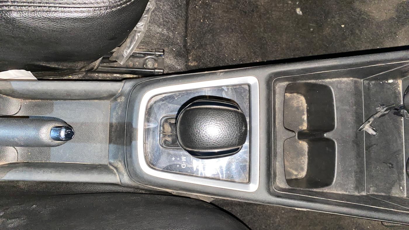 2023 Maruti Swift ZXI PLUS AMT DUAL TONE, Petrol, Automatic, 58,445 km, Gear Lever